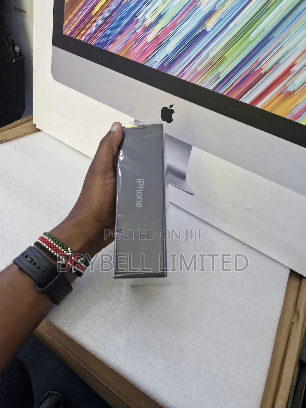 New Apple iPhone 11 Pro Max 256 GB Green