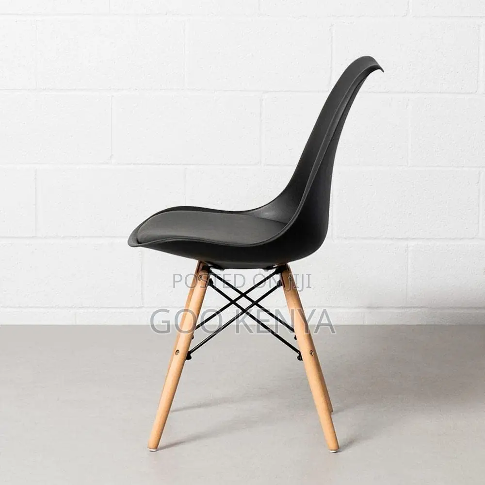 Office Chair ; Modern Padded Eames Chair