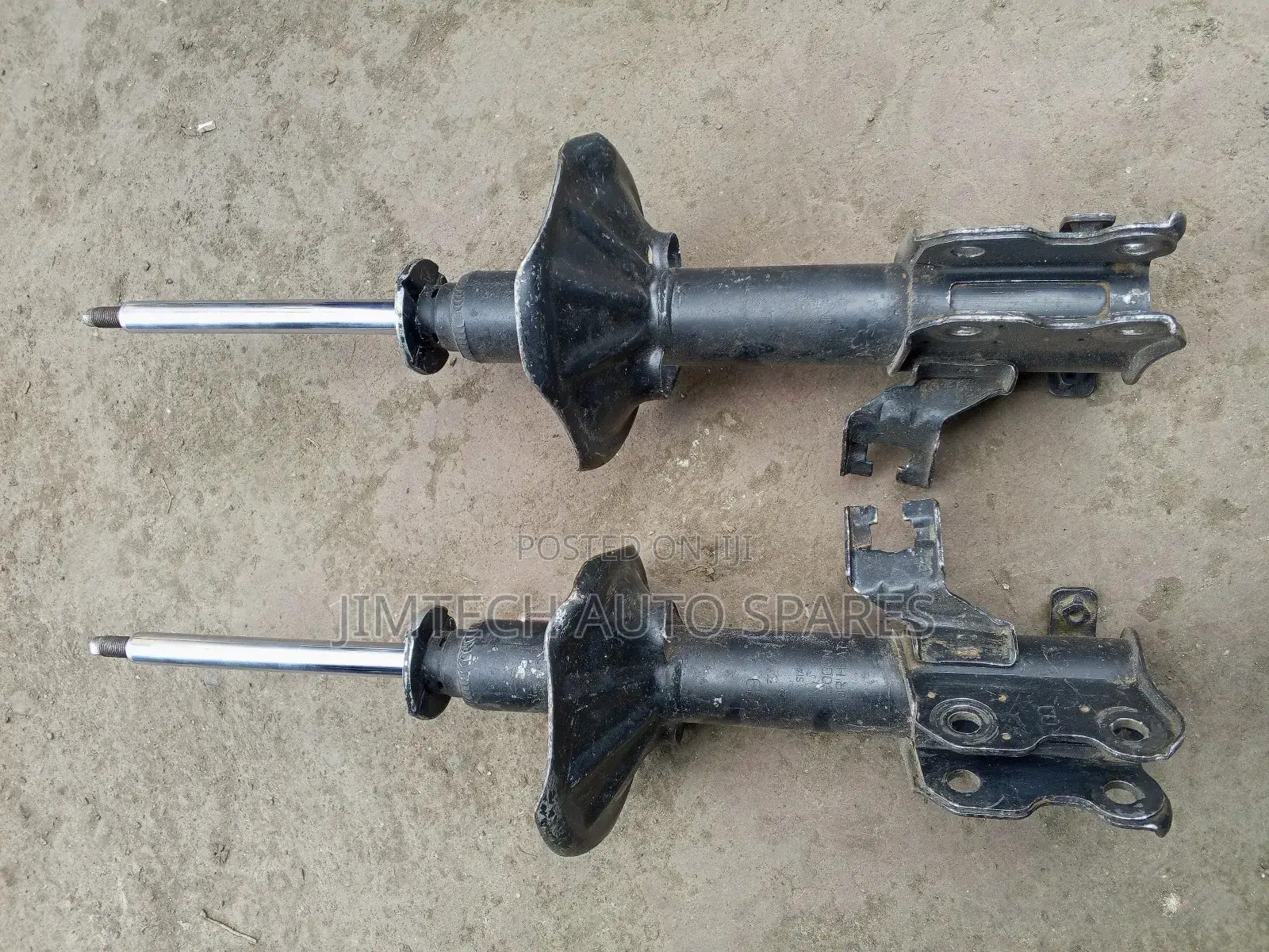 Nissan Sunny B12 Front Shock
