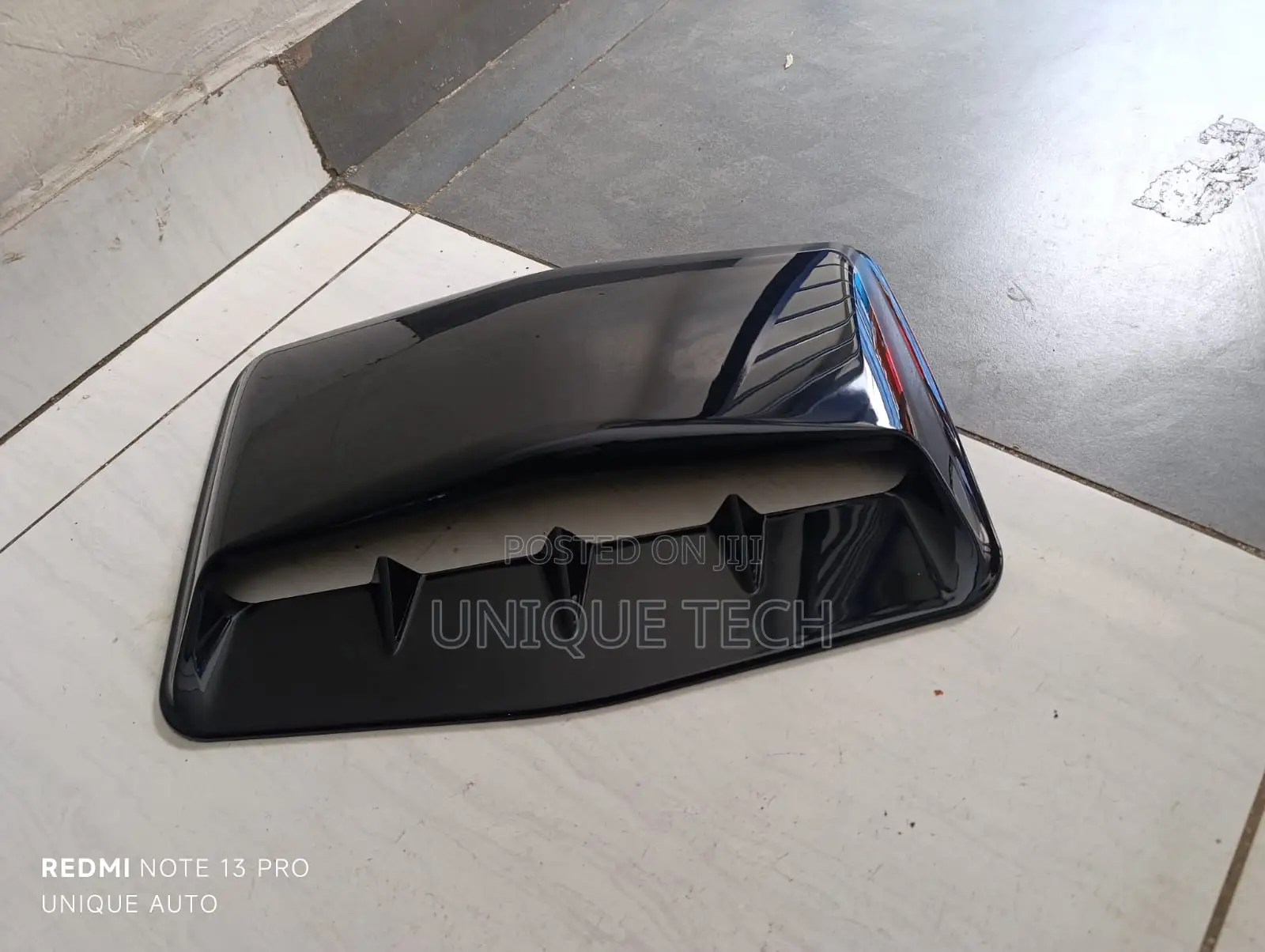 Decorative Universal Bonnet Scoop