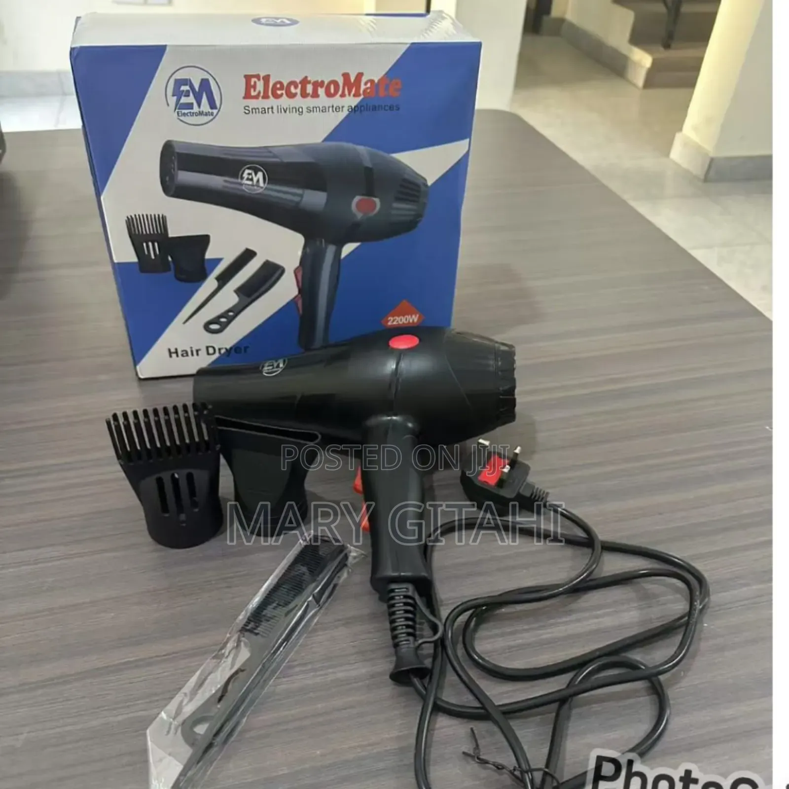 Electromate Blowdry
2200 Watts