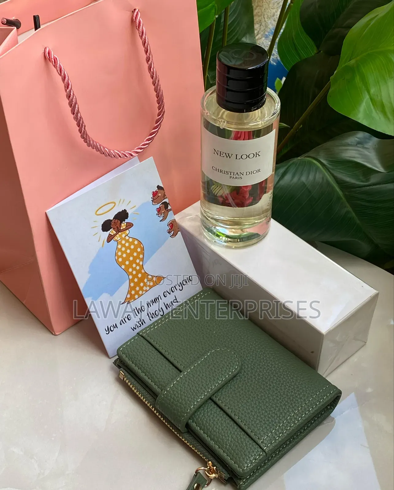 Mother's Day Gift Pack With New Look Perfume