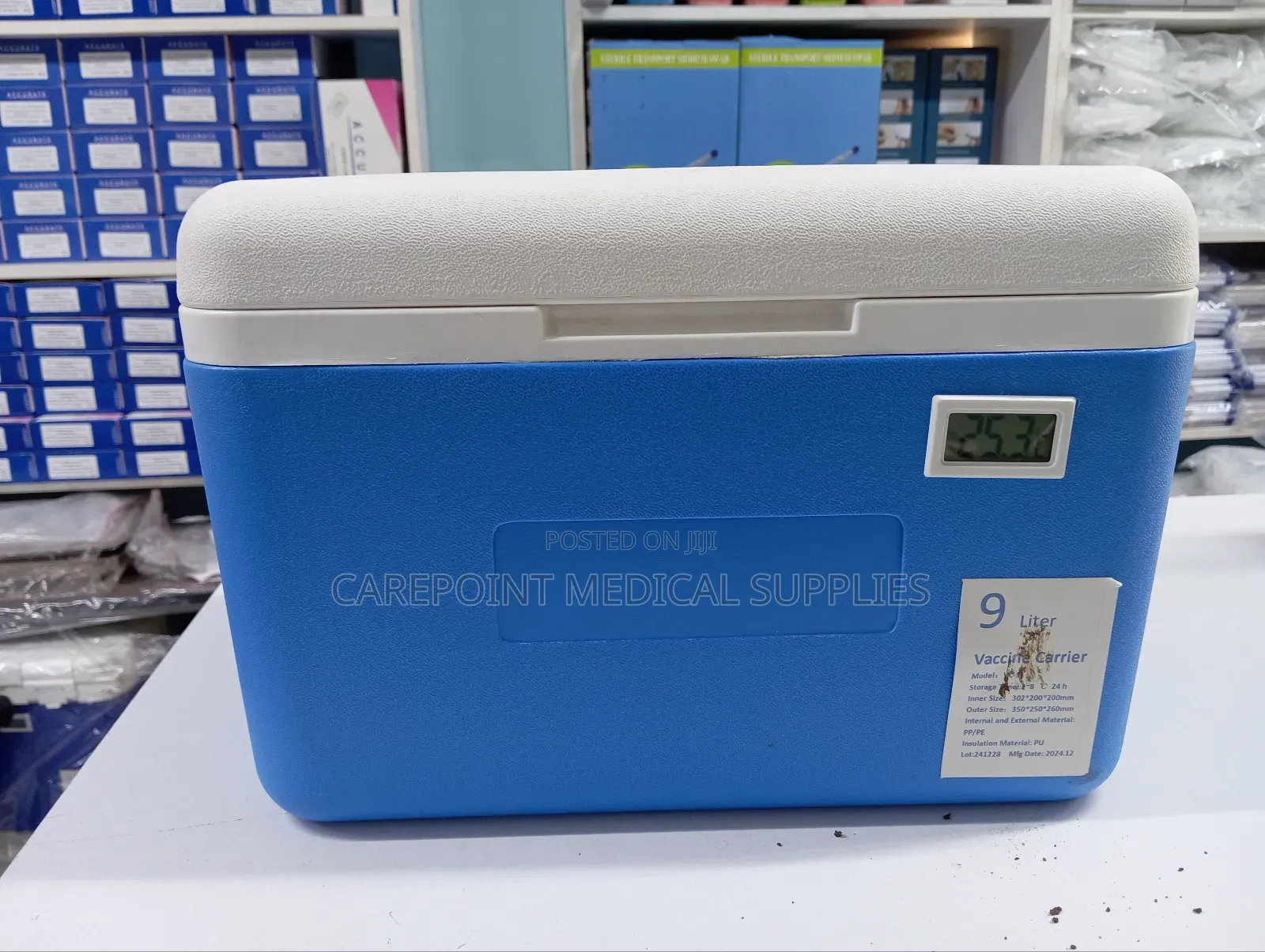 Vaccine Carrier 9 Litres