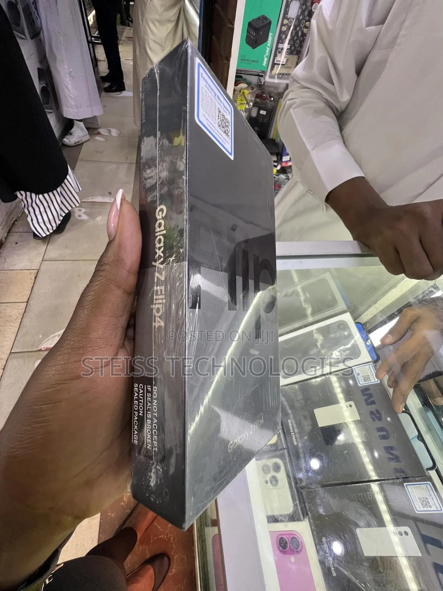 New Samsung Galaxy Z Flip4 256 GB Black
