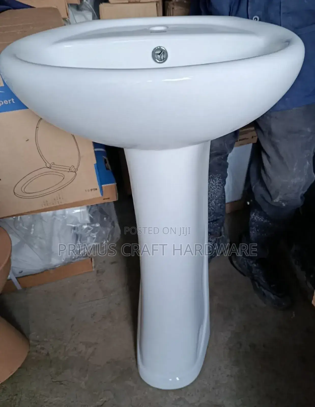 Hand Wash Basin (Pedestal)
