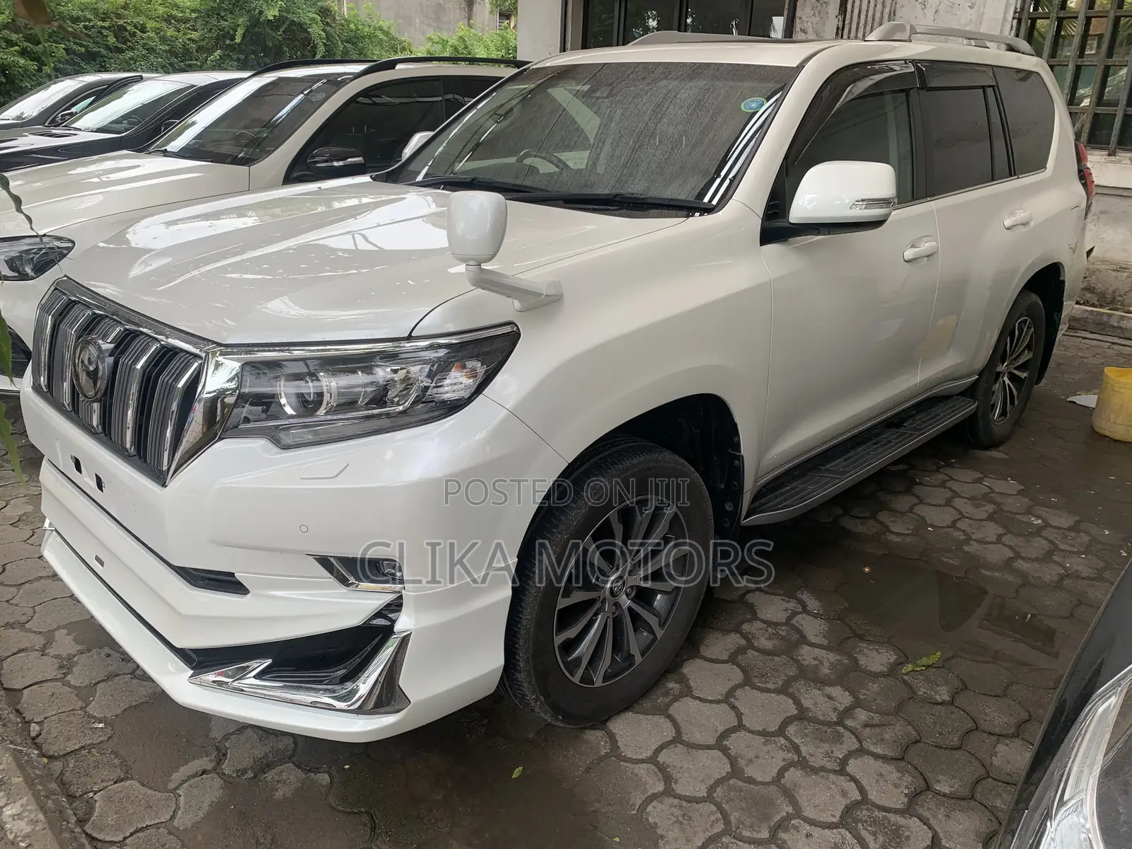 Toyota Land Cruiser Prado 2019 White