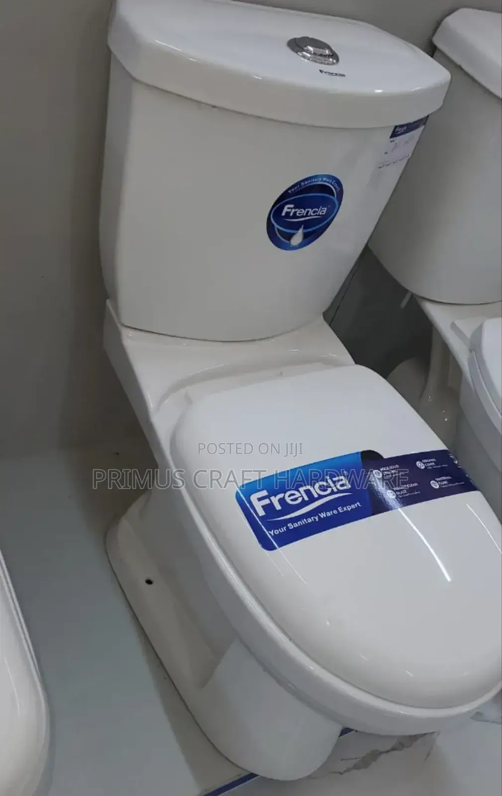 Close Couple Toilet (Frencia)