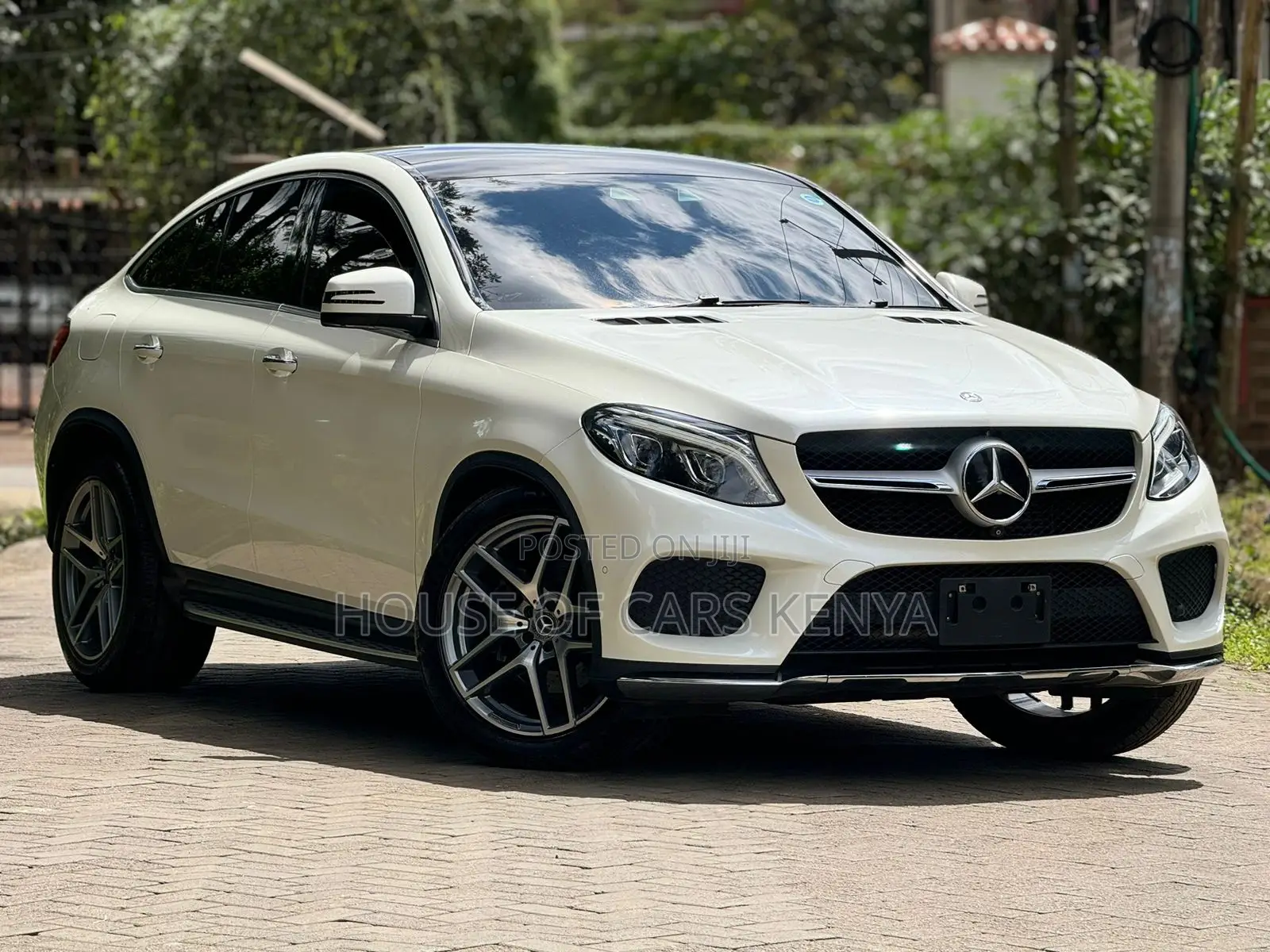 Mercedes-Benz GLE-Class GLE 350d 4MATIC 2018 White