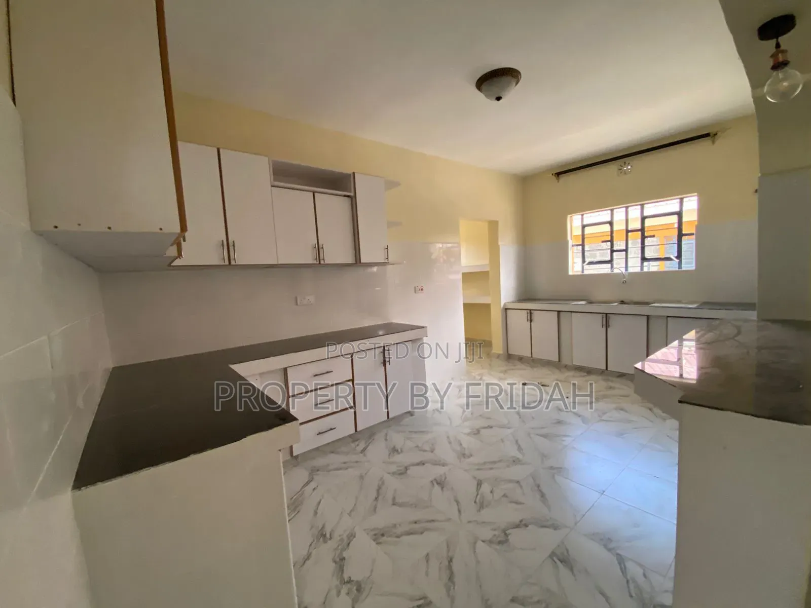 3bdrm Bungalow in Kitengela for sale