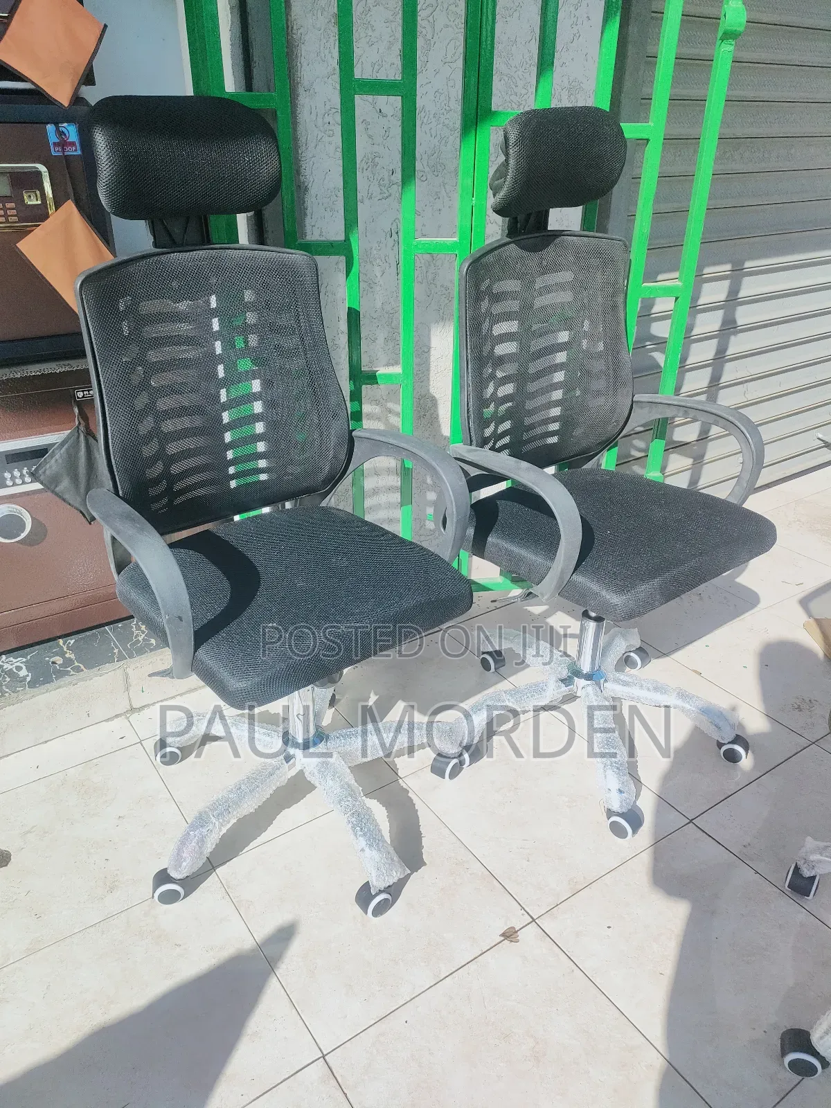 Modern Black Office Headrest Chair