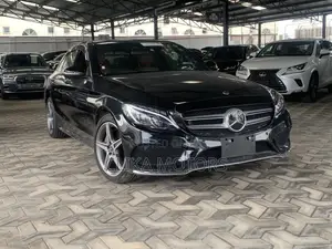 Mercedes-Benz C200 2018 Matt Black
