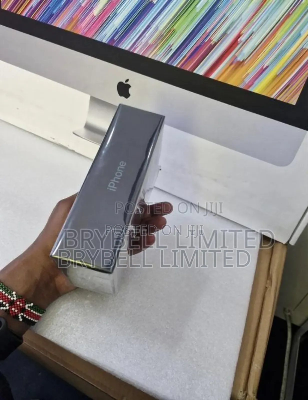 New Apple iPhone 11 Pro Max 256 GB Green