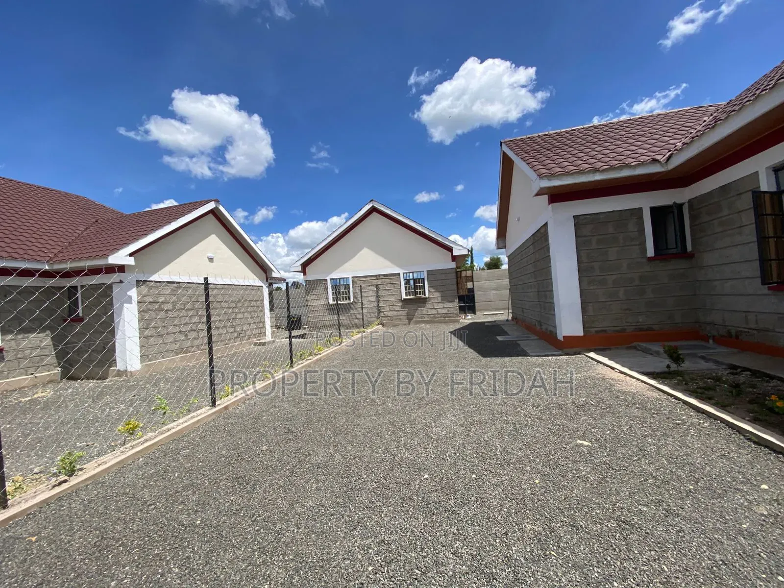 4bdrm Bungalow in Kitengela for sale