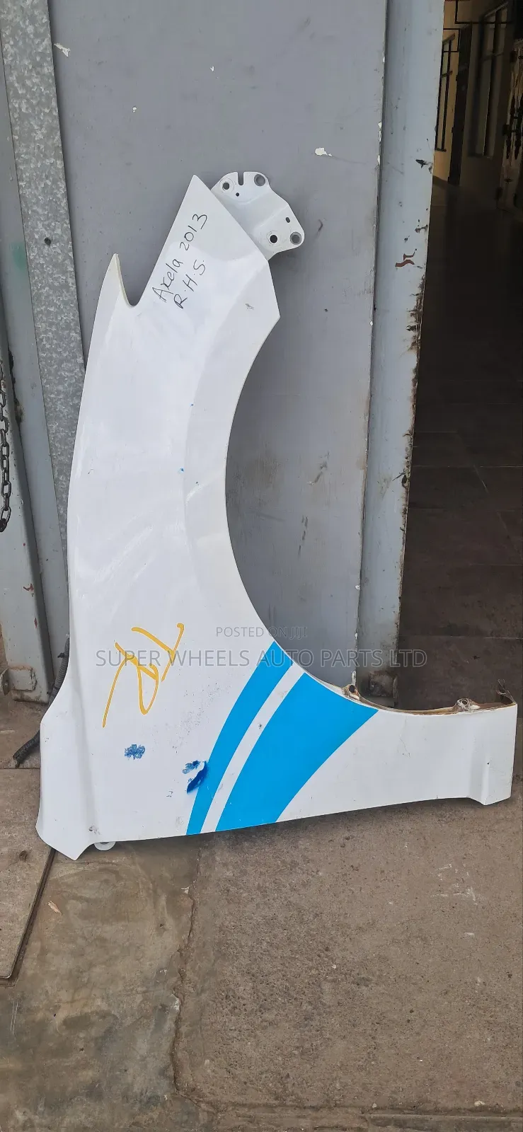 Front Wing/Fender Axela 2013-2015 Model
