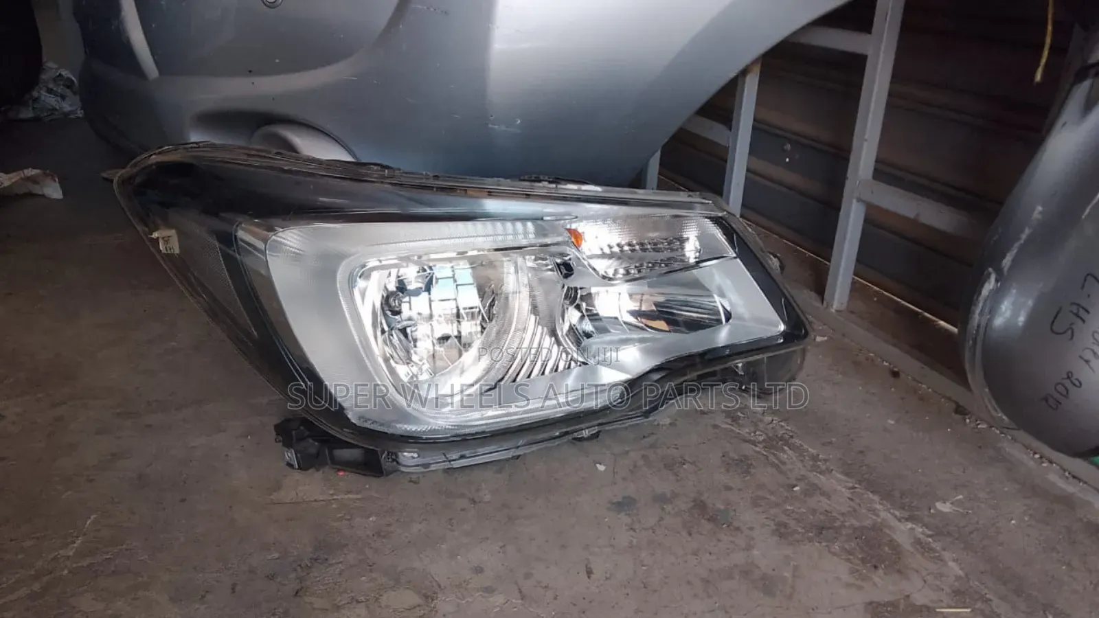Headlight Subaru Forester SJG Black Shade Non Xenon
