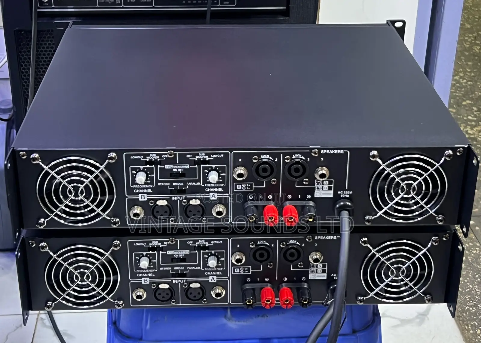 Behringer Europower Ep4000- 4000w Power Amplifier