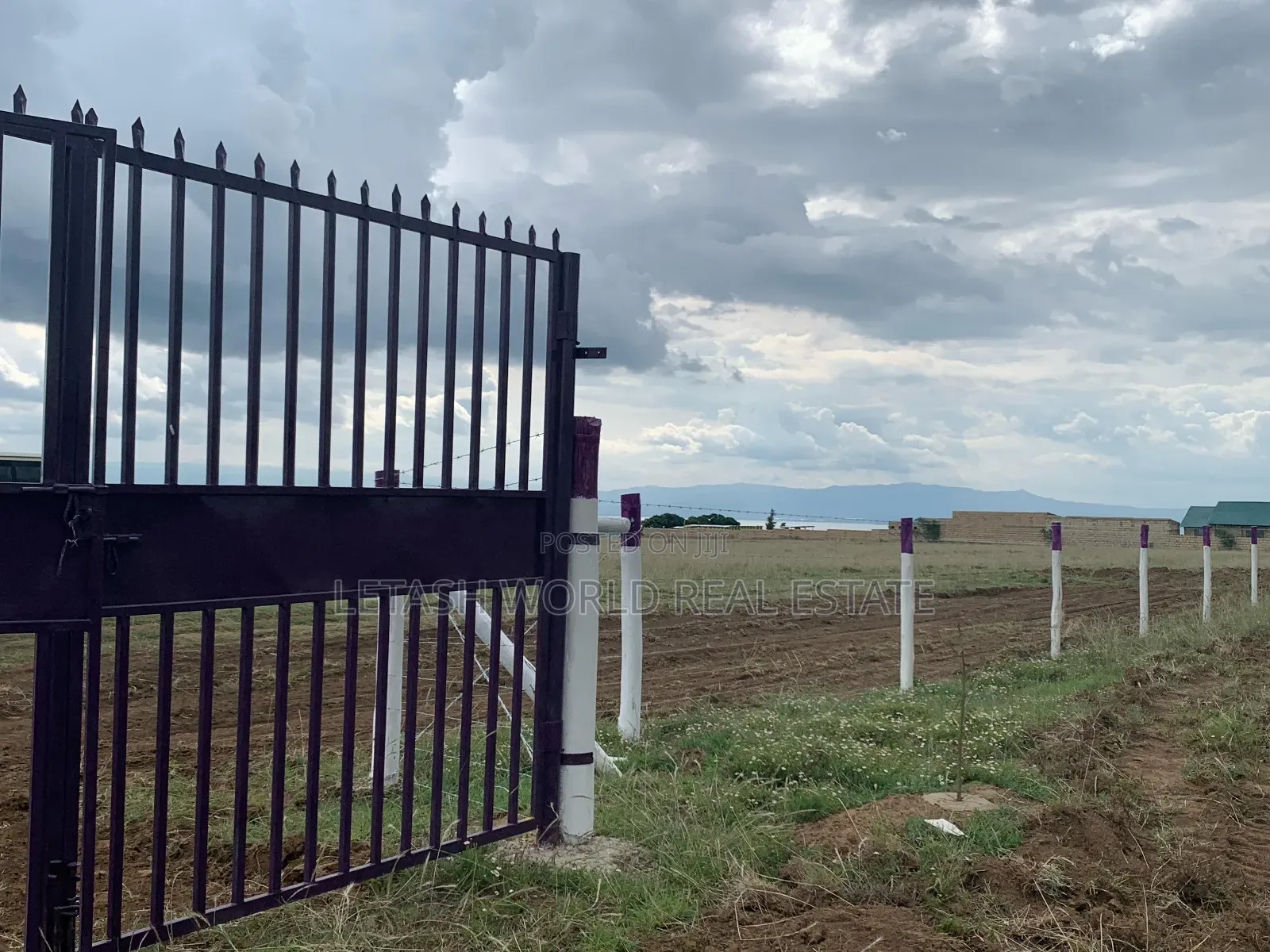 Longonot View 4 ,1.3km From Highway 620,000