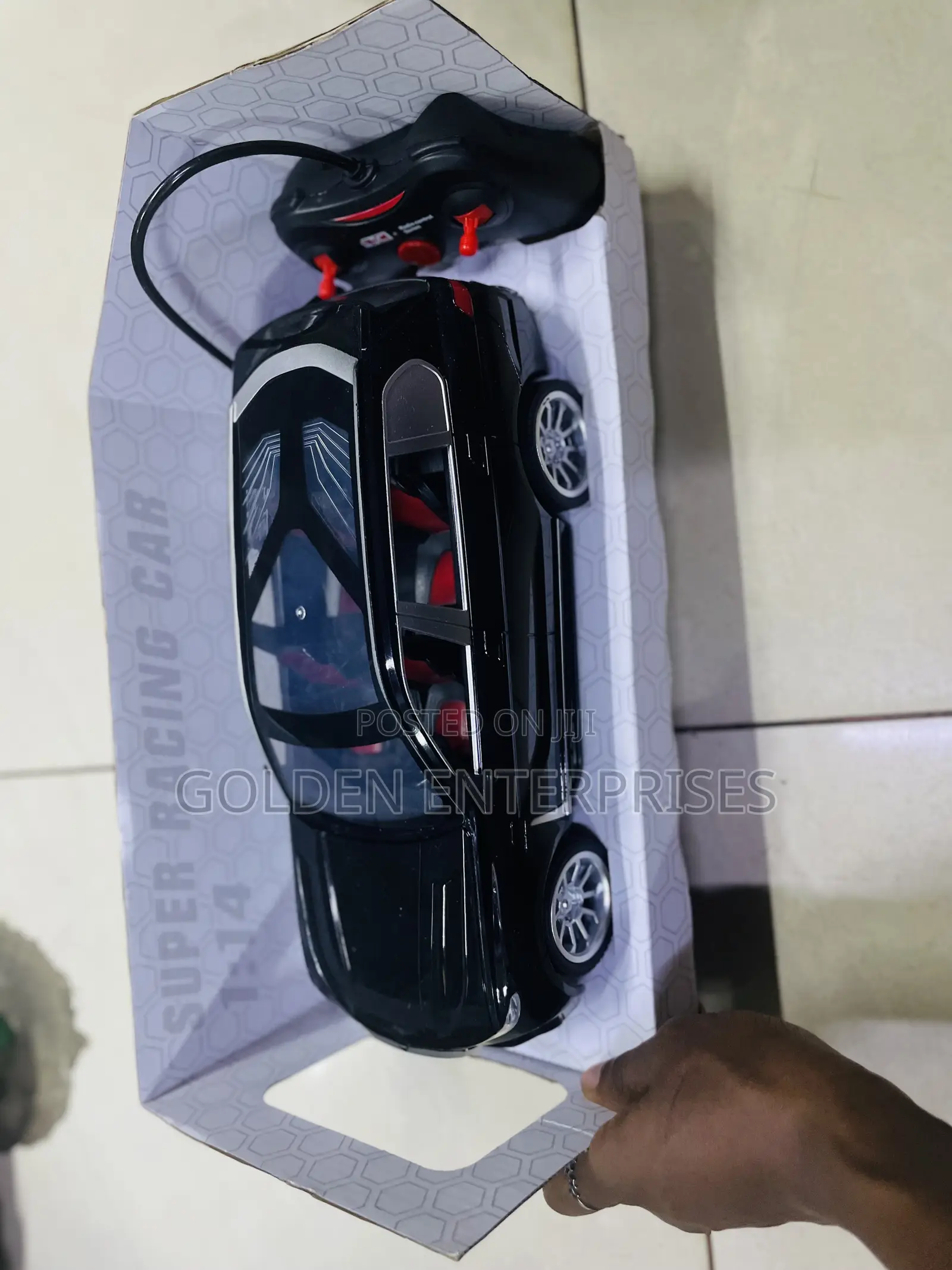 Black Prado Super Racing Car With Controller