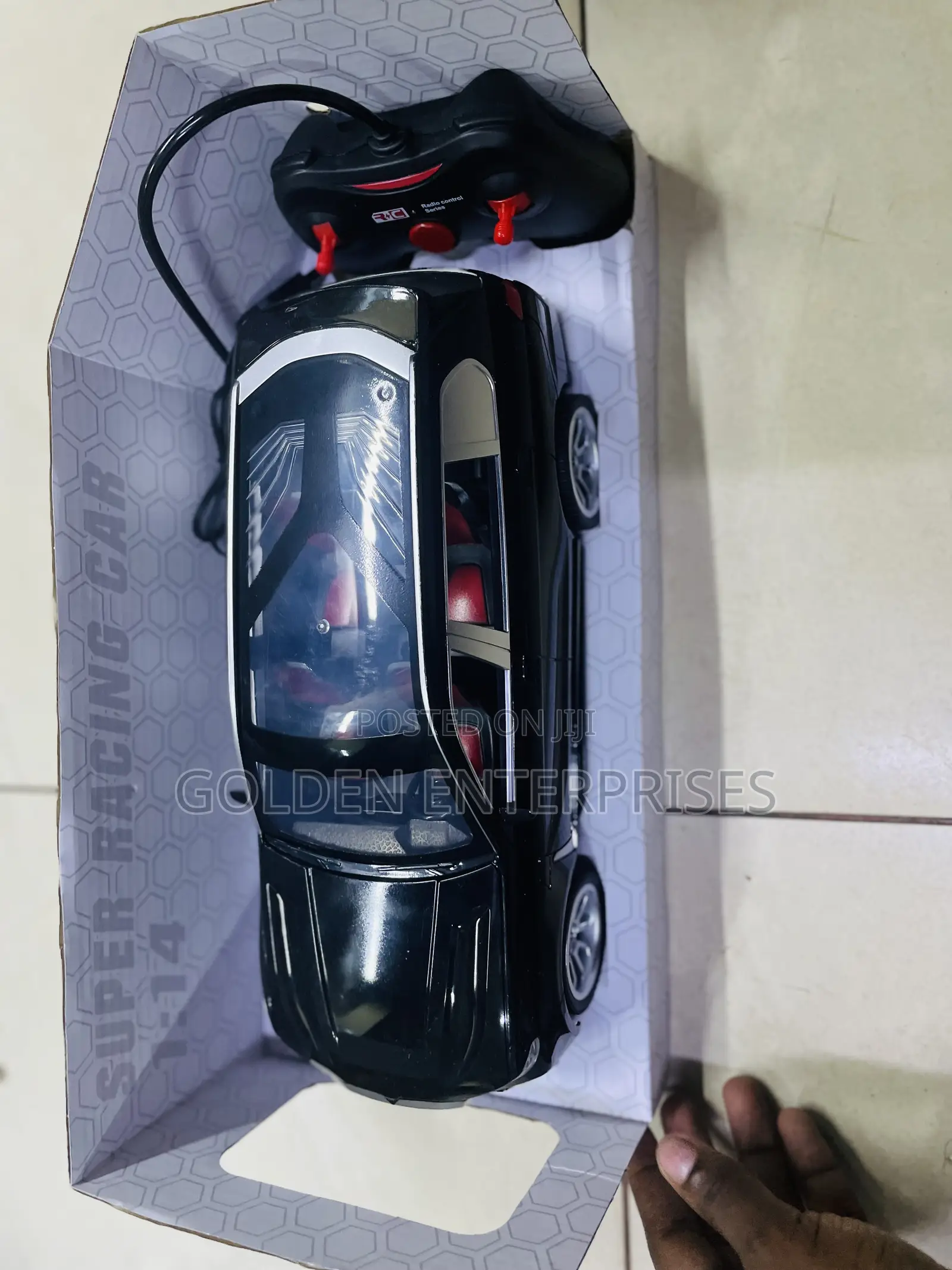 Black Prado Super Racing Car With Controller