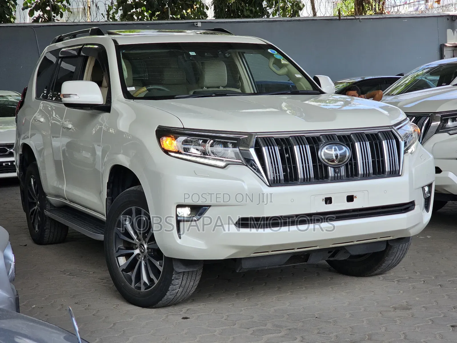 Toyota Land Cruiser Prado 2.8 2018 Off white