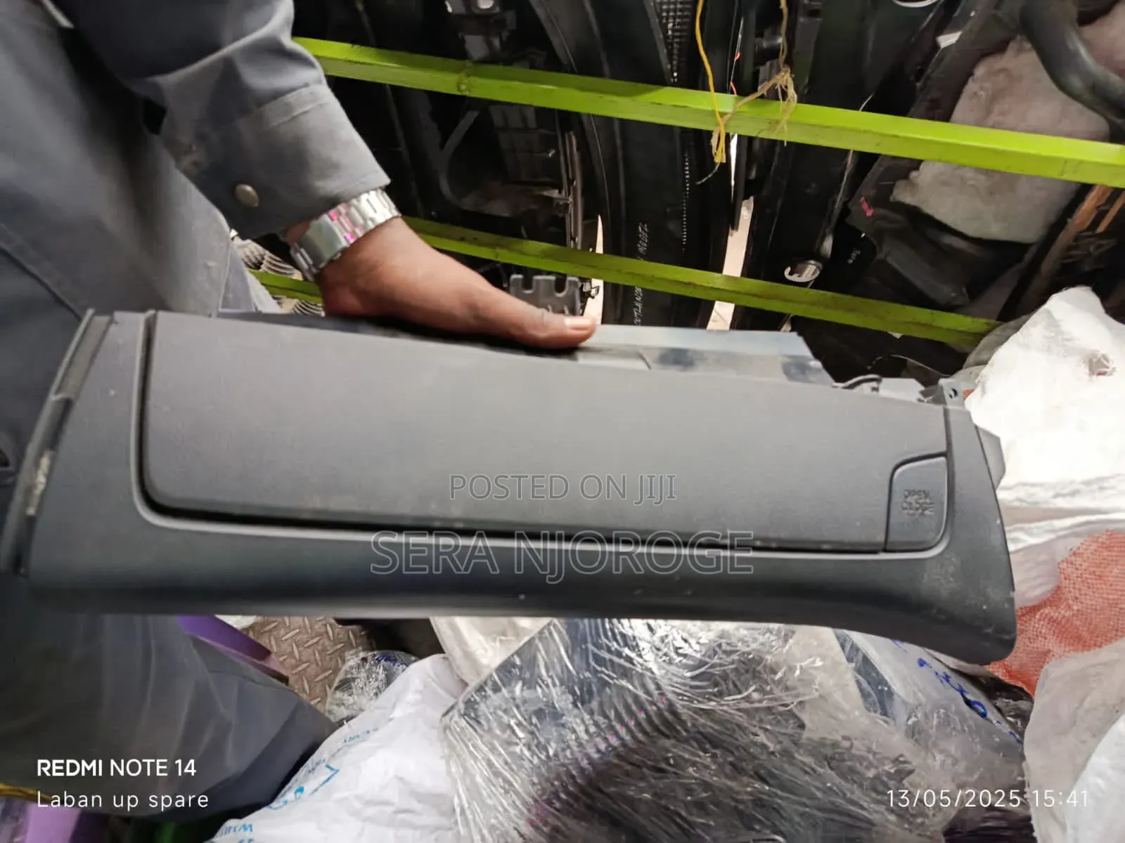 Glovebox Vanguard