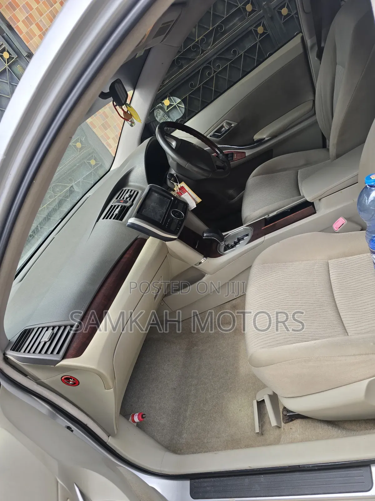 Toyota Premio 2013 Silver