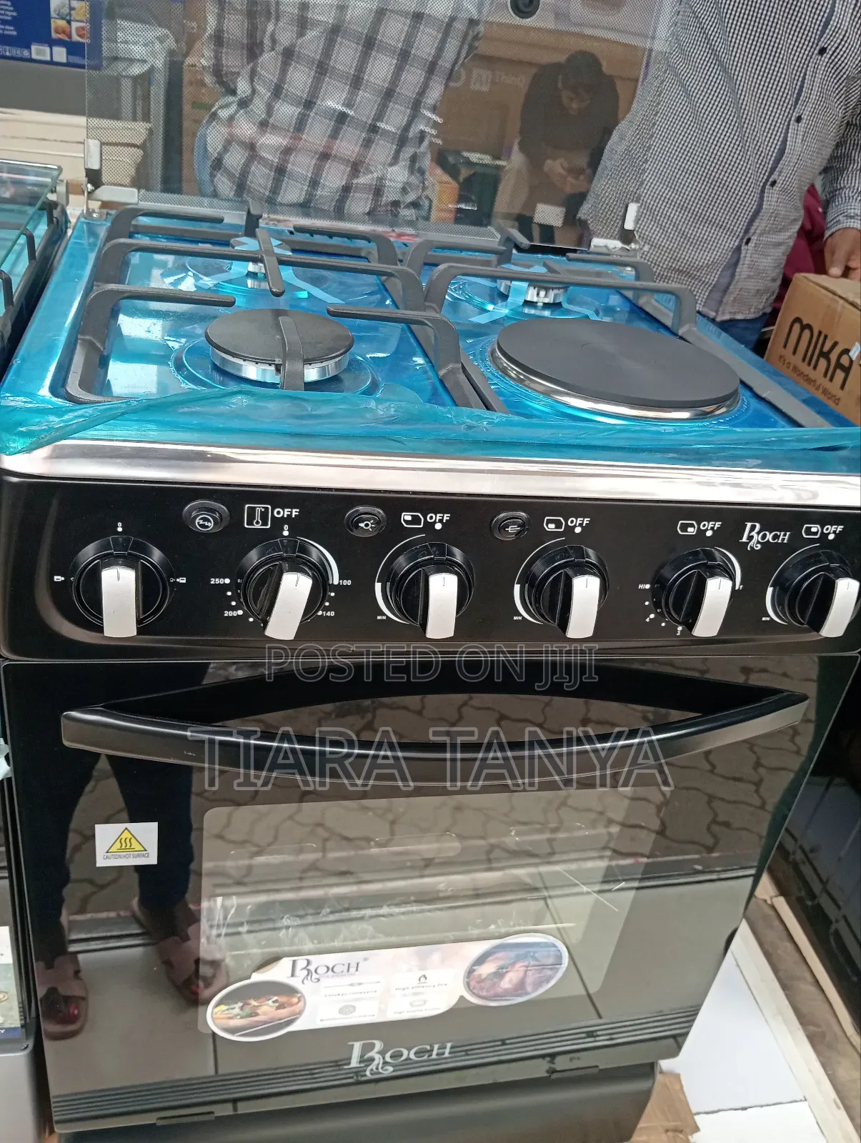 Roch 60x 60 3 Gas and 1 Electric Standing Cooker