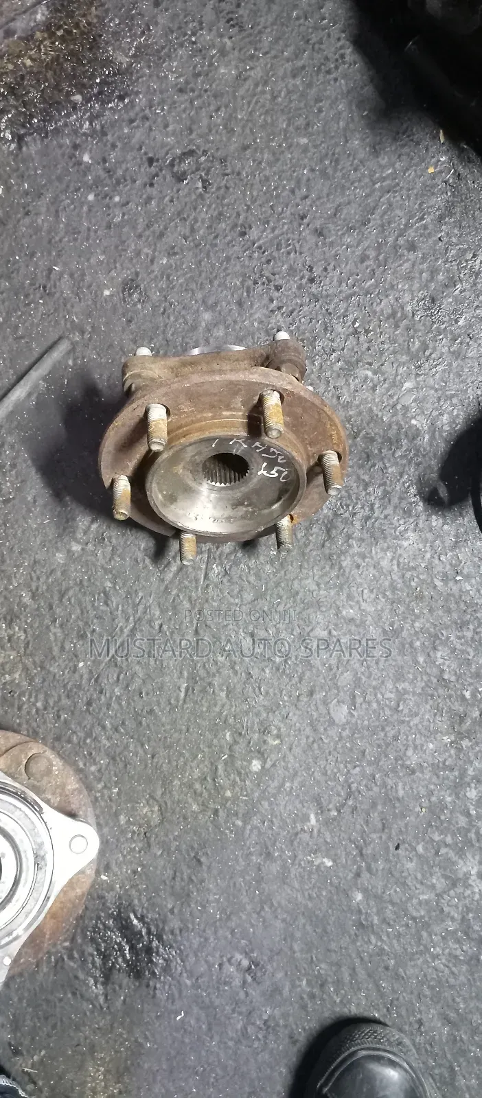 Front Hub Prado 150/120