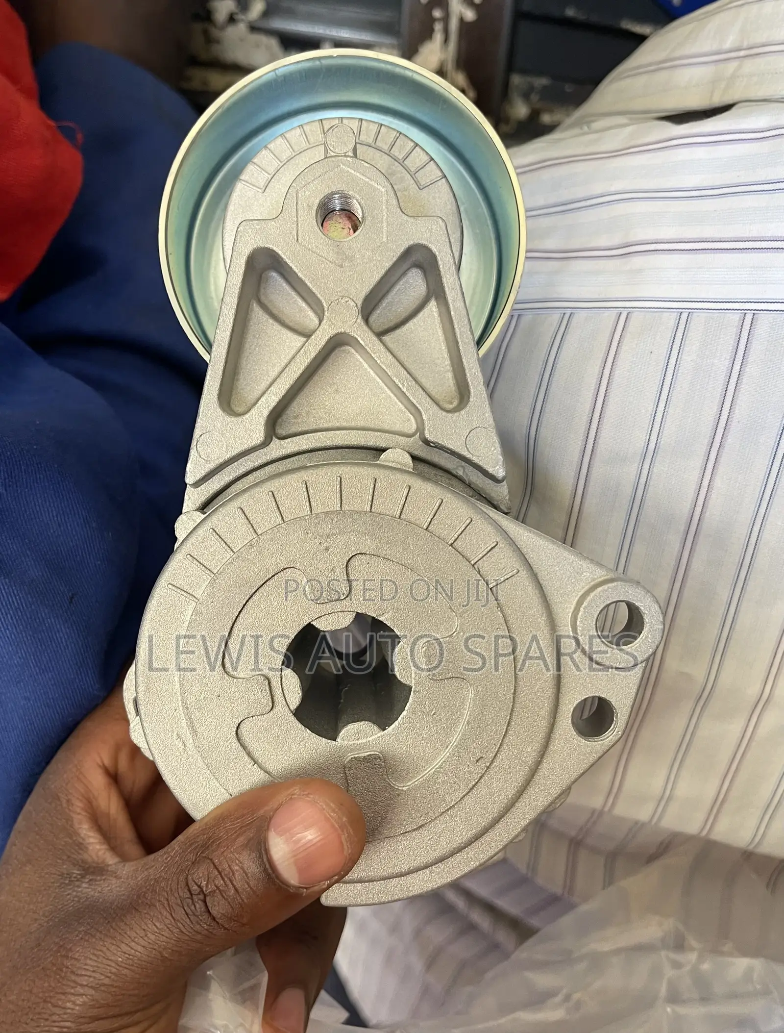 Pajero Tensioner