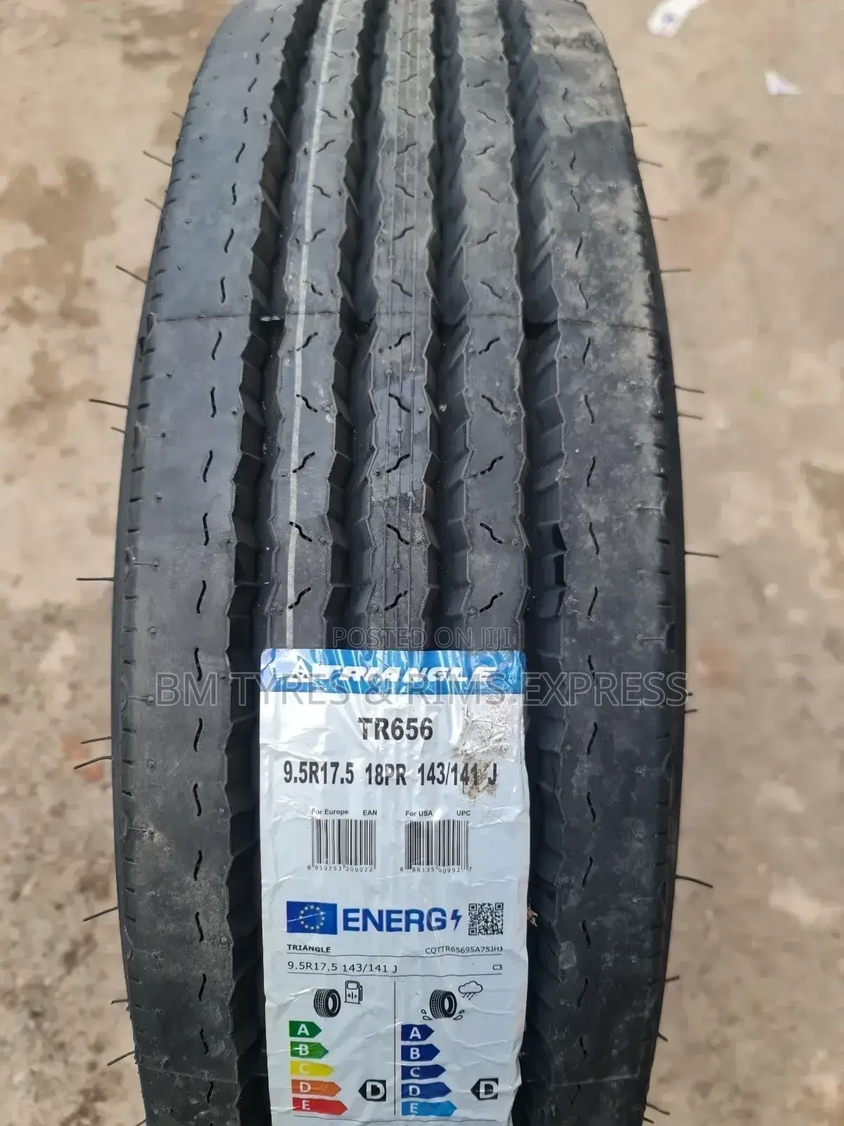 9.5 R17.5 Triangle. Tyres