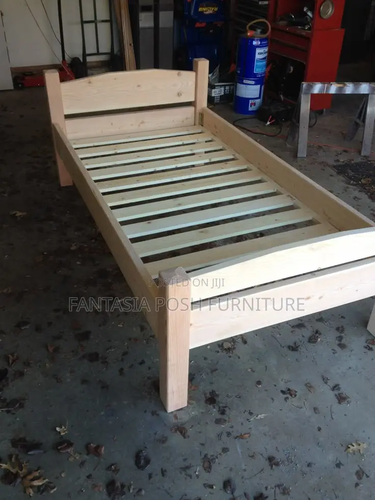 4x6 Rustic Solid Bed