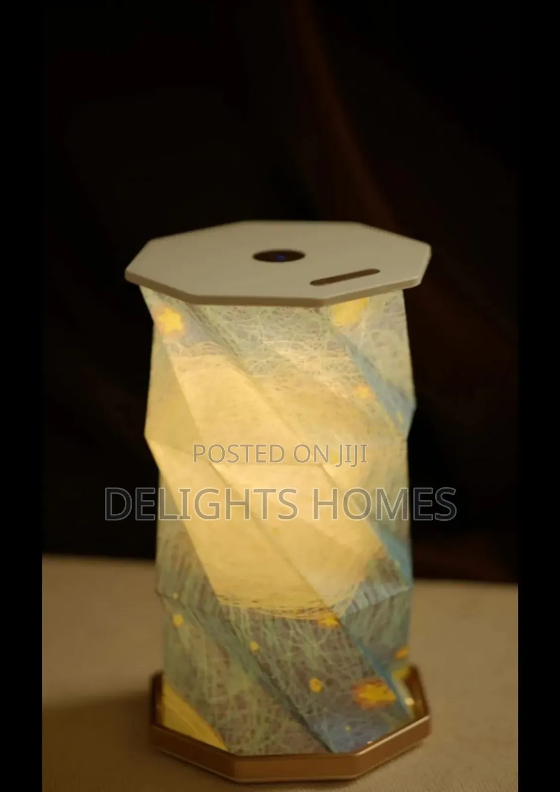 Rotating Foldable Lamp_cej