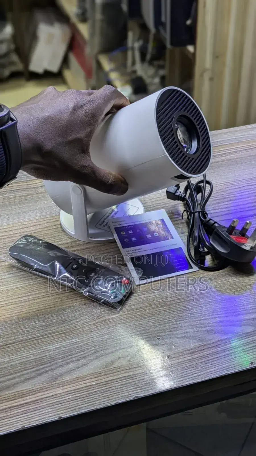 Smart Projector Mini Android Projector