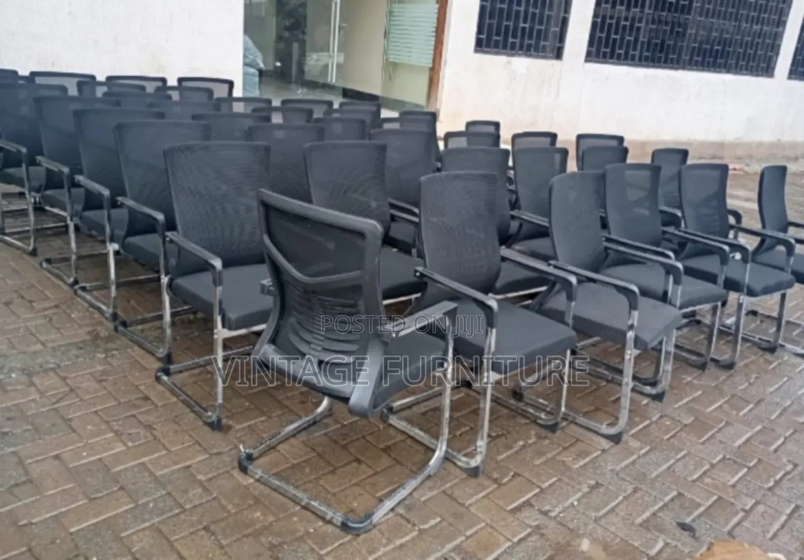 Visitors Chairs D009