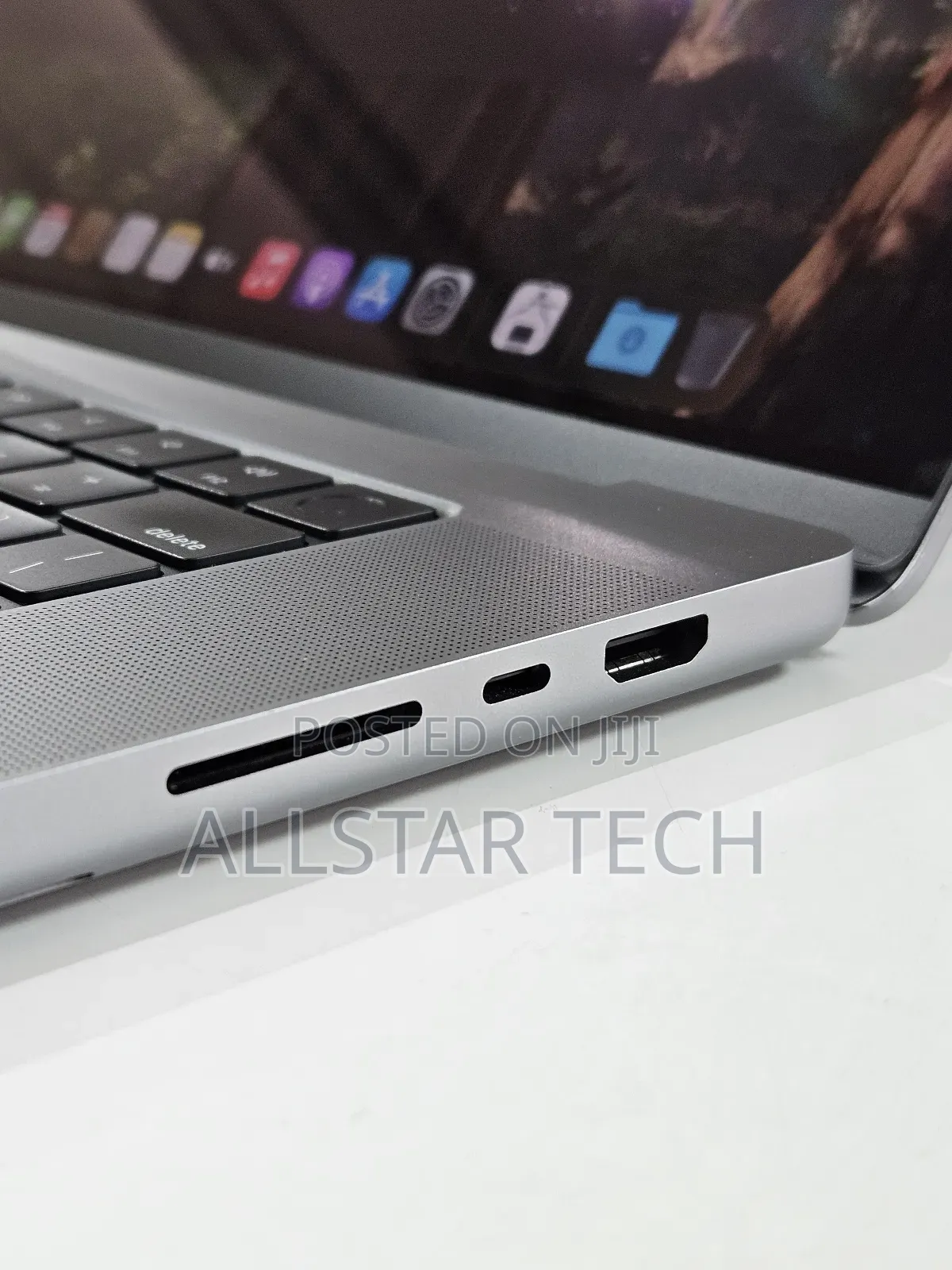 Laptop Apple MacBook Pro 2021 M1 16GB Apple M1 Pro SSD 1T