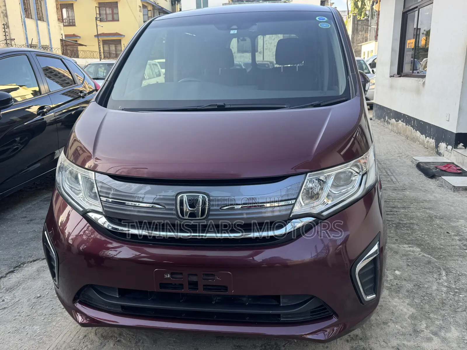 Honda Stepwgn 2019 Purple
