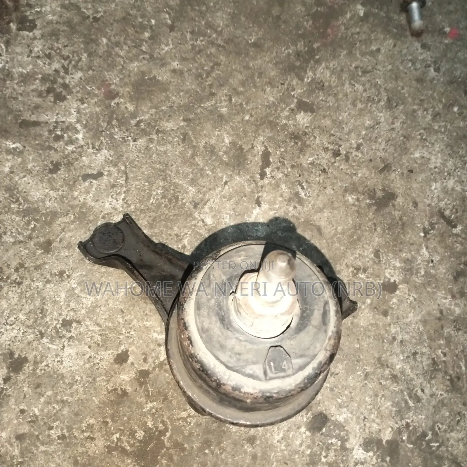 Harrier 240 Engine Mounting