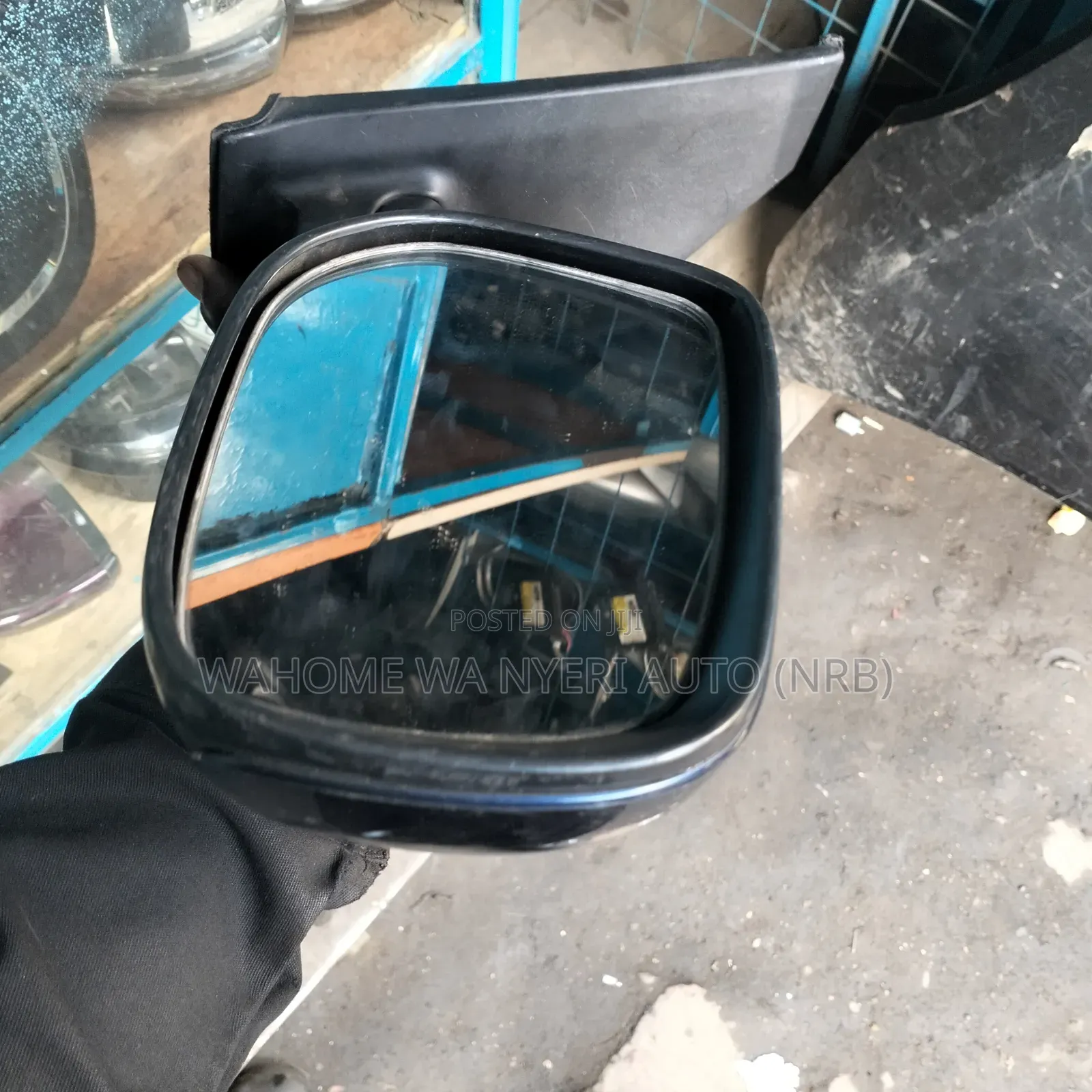 Side Mirror Axio Old Model