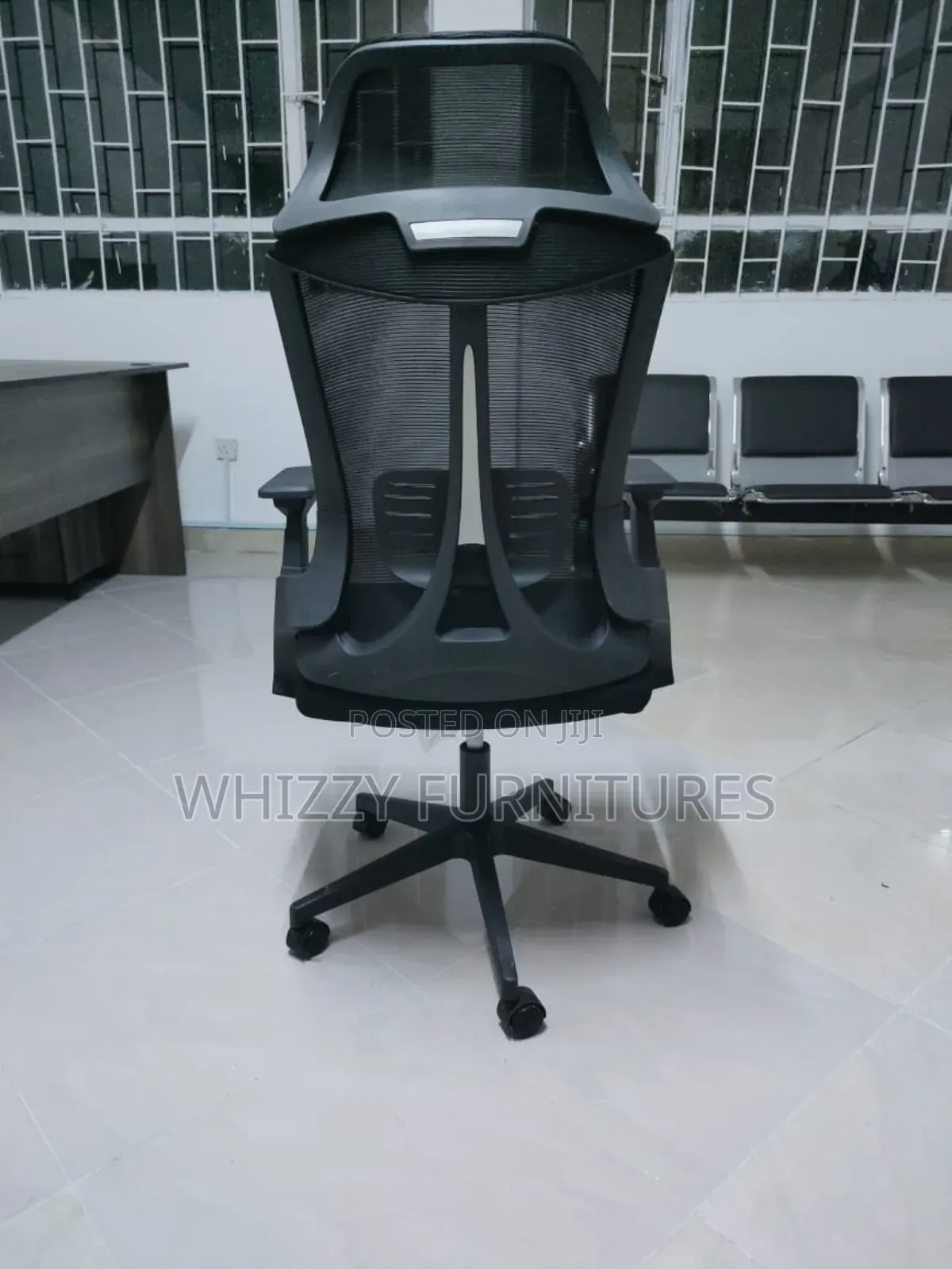 Adjastable Office Chair