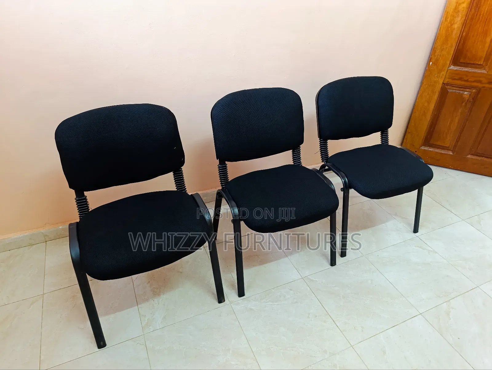 Tosca Visitors Seat
