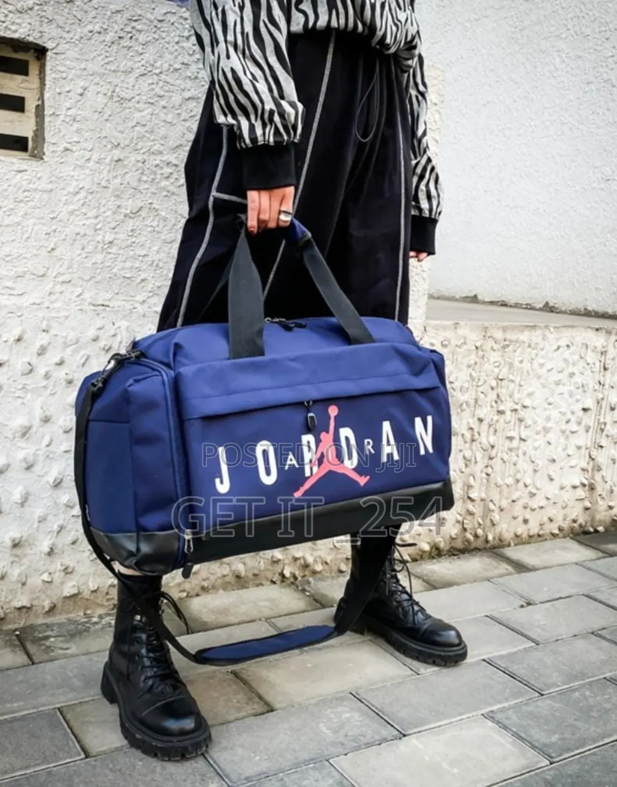 *Air Jordan Velocity Duffle Bag* 
▫ *Large Capacity