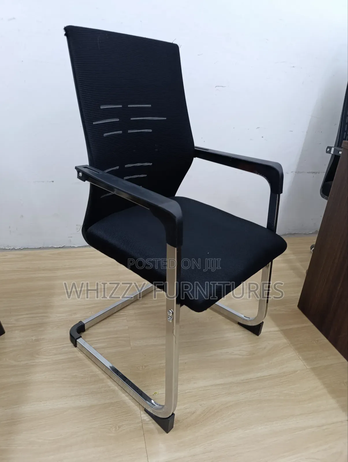 Mid-Back Waiting Chair