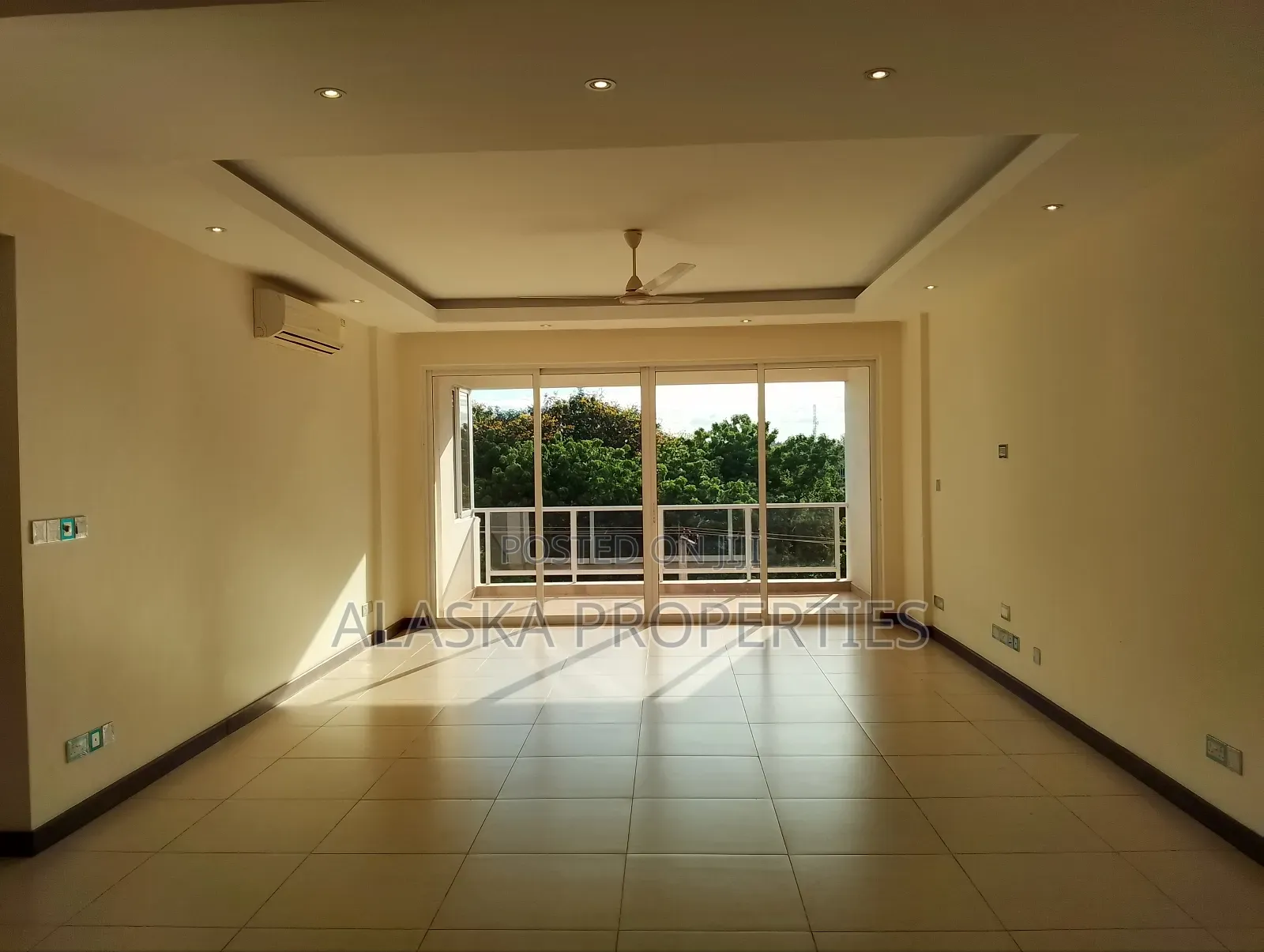 3bdrm Apartment in Nyali Estate for rent