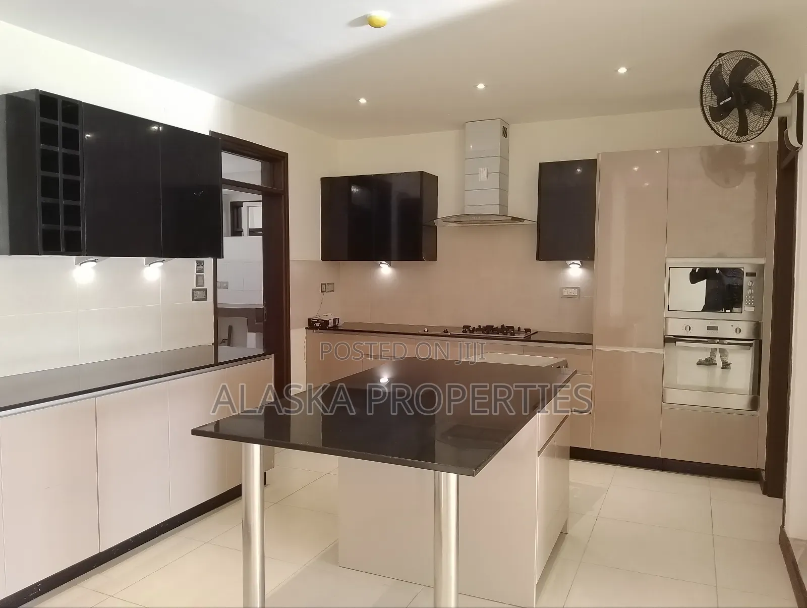 3bdrm Apartment in Nyali Estate for rent