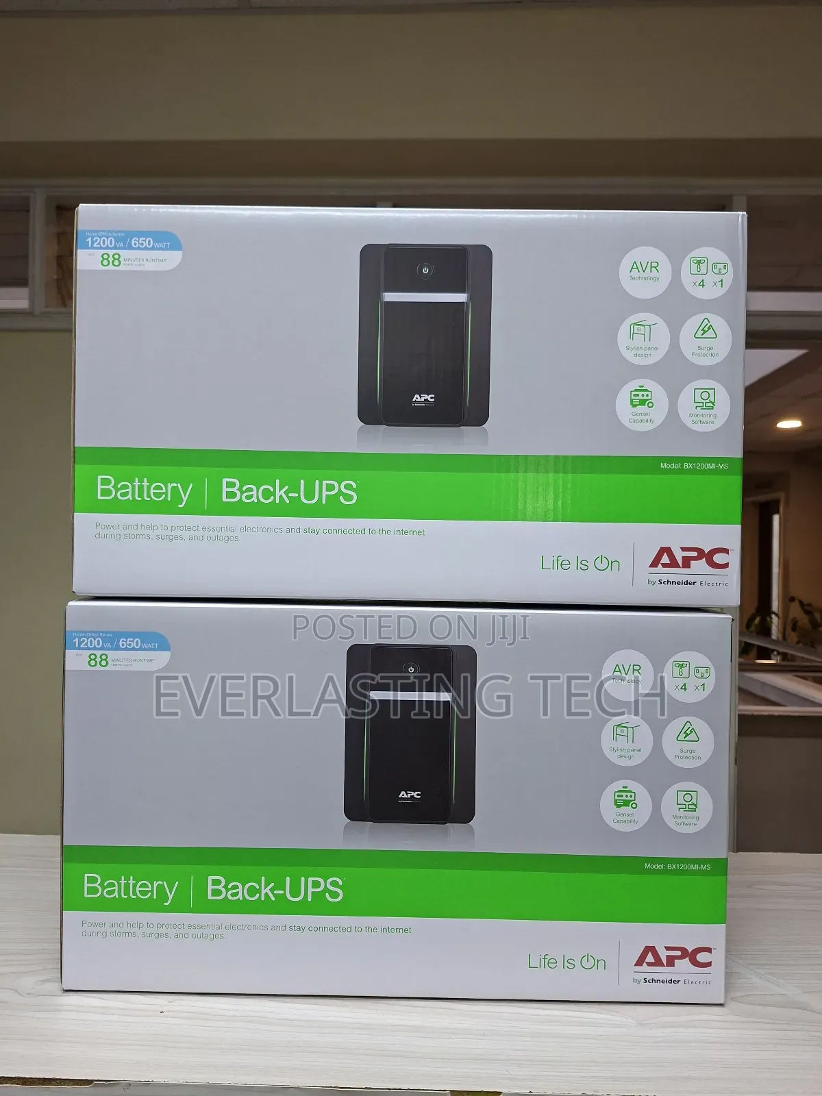 APC Back-Ups 1200va, 230v, Avr, Iec Sockets
