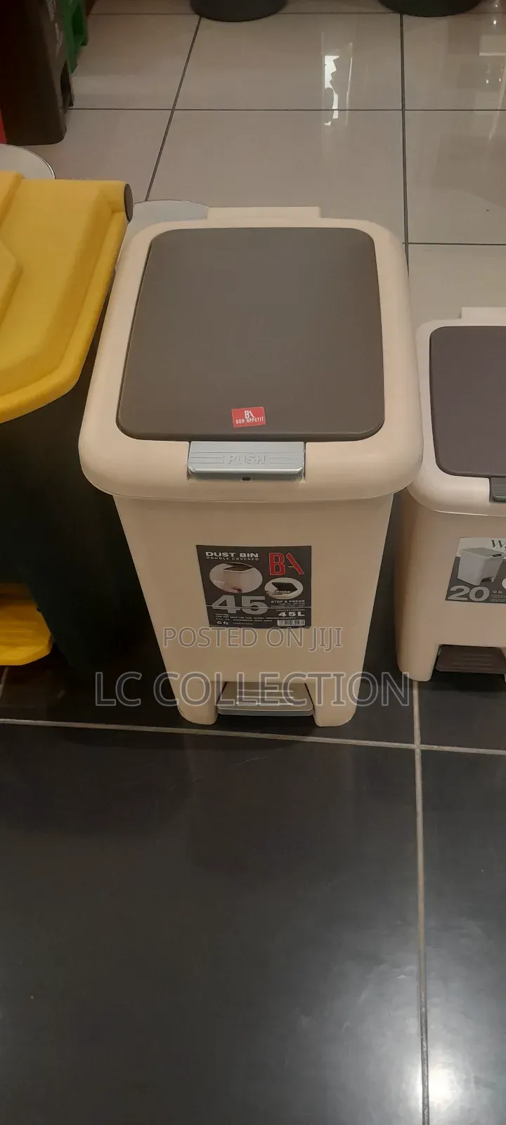Double Covered Dustbin 45ltrs