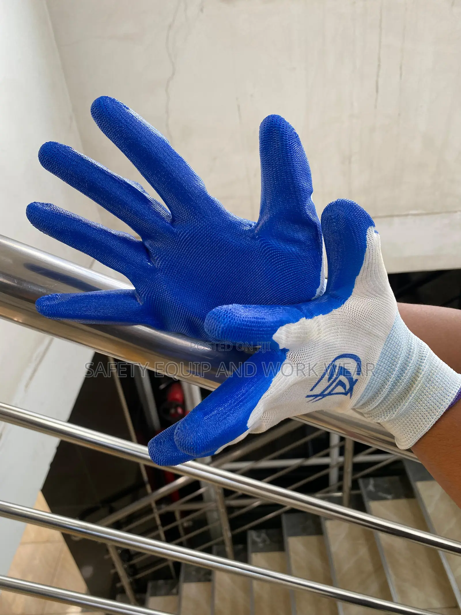 Diamond Grip Gloves Flexible For Hard Word.