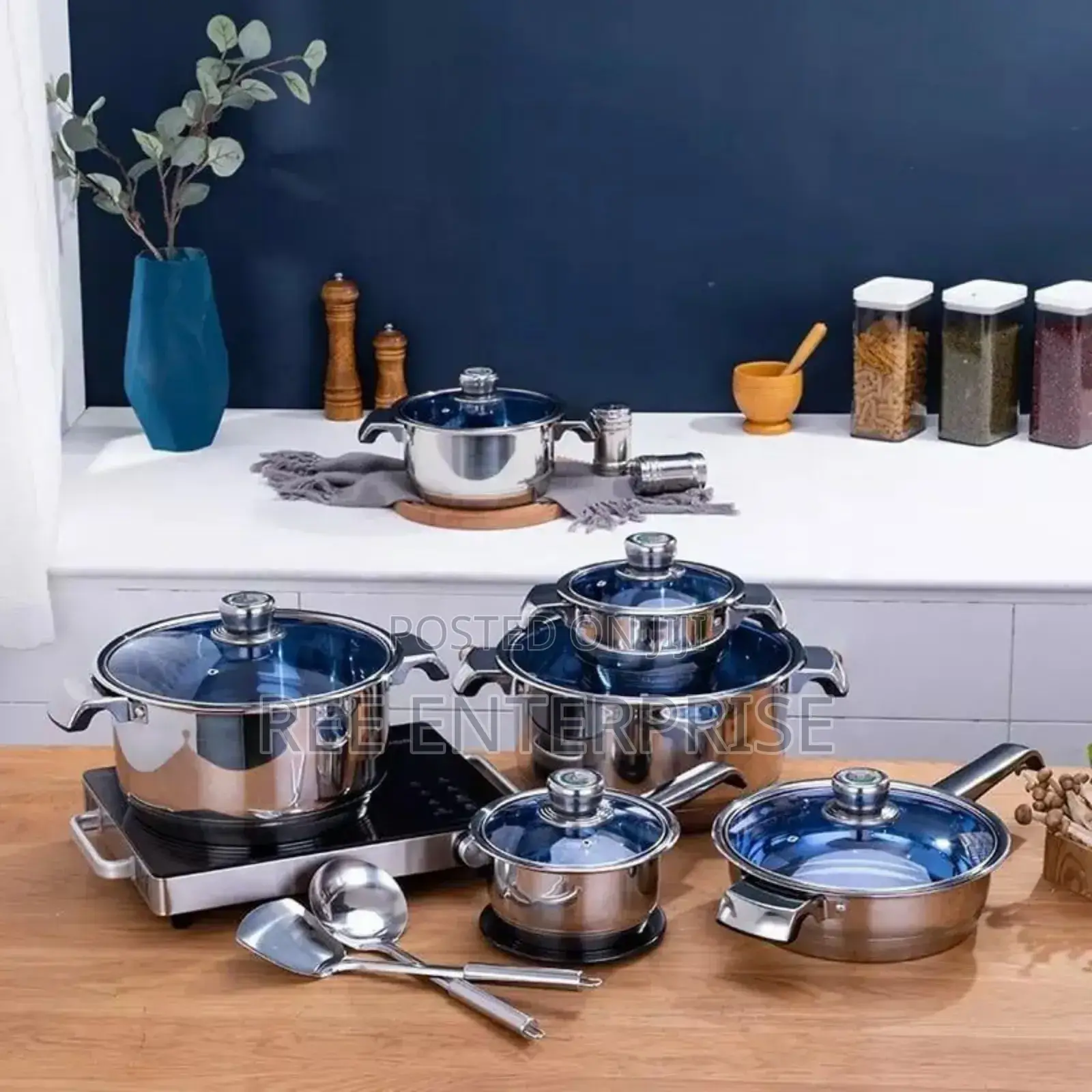Brand New Marwaa Cookware Set 72pieces