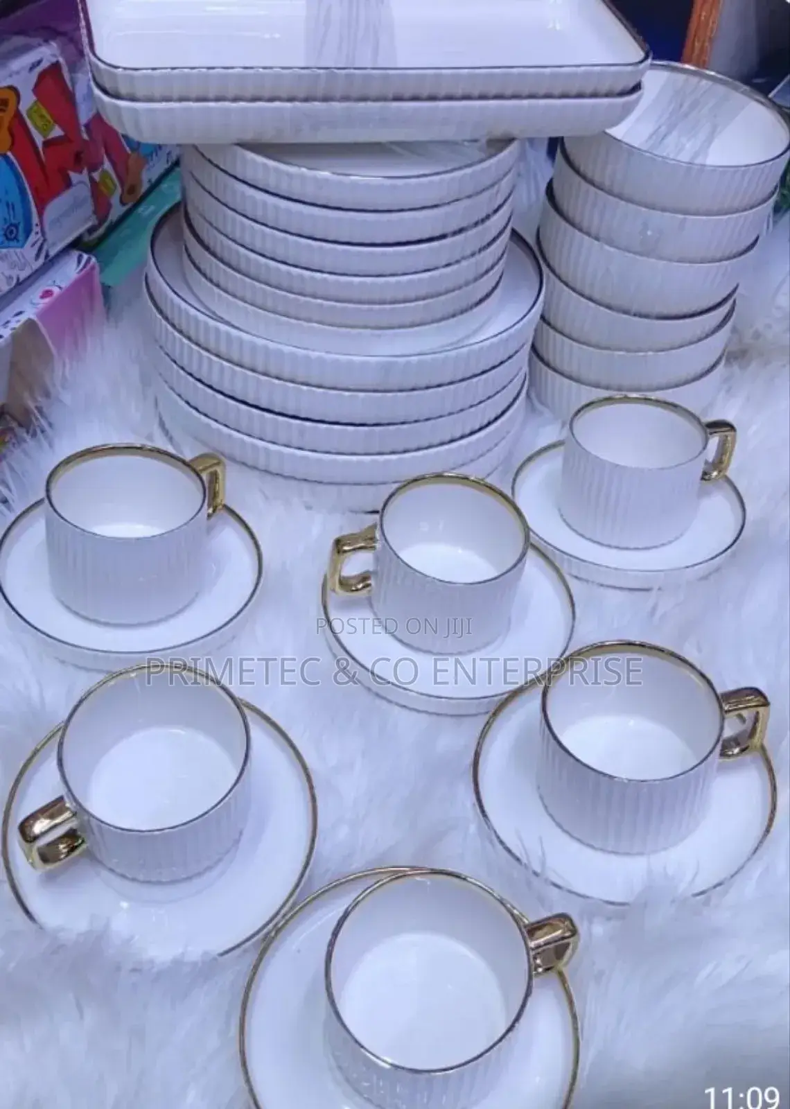 Plain White Elegant European Porcelain Dinner Set