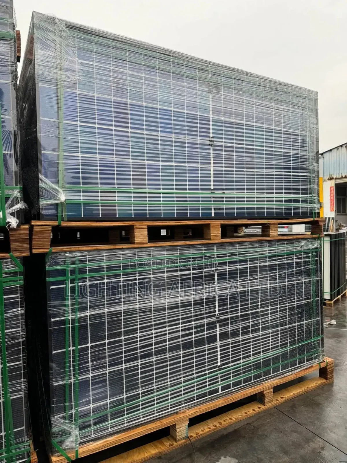 615 Watt's Jinko Bulk Bifacial Solar Wholesale Price Sale.